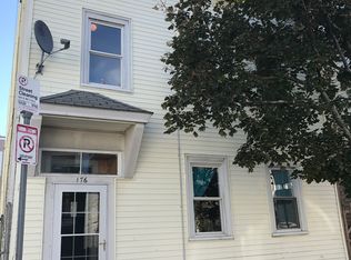 176 K St, South Boston, MA 02127