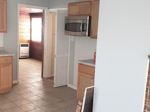2nd image of 354 Minocqua St