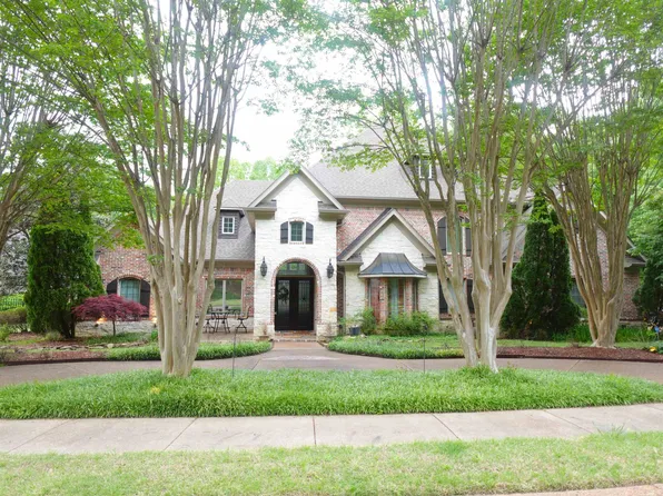 200 Owls Roost Ln, Cordova, TN 38018