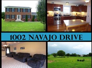 1002 Navajo Dr, Bardstown, KY 40004