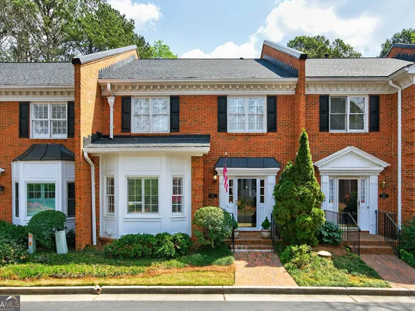 5441 Trentham Dr, Atlanta, GA 30338