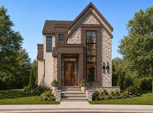 5407 E Ladbrooke Dr SW, Calgary, AB T3E5X9