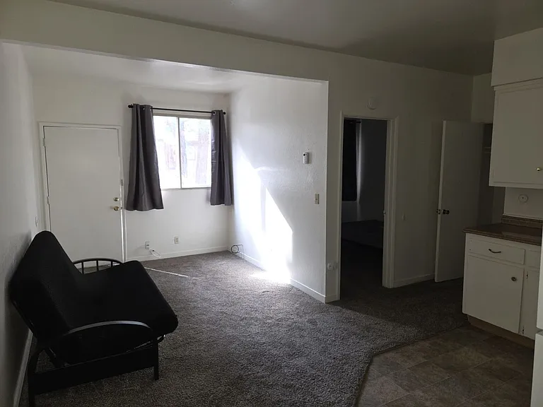 1181 Wildwood Ave — Photo 6