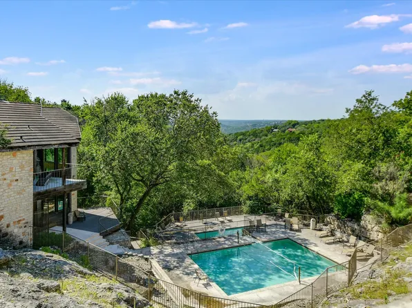 8200 Neely Dr APT 242, Austin, TX 78759