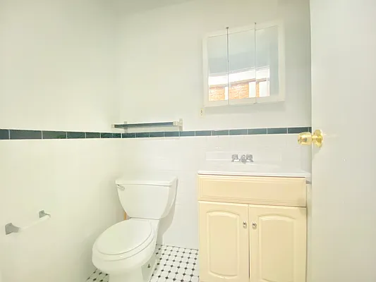 Rented by Compass | media 39