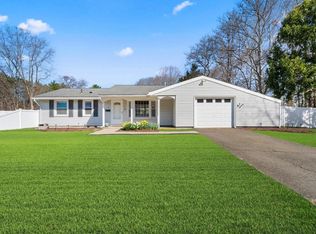 5 Perkins Rd, Danvers, MA 01923