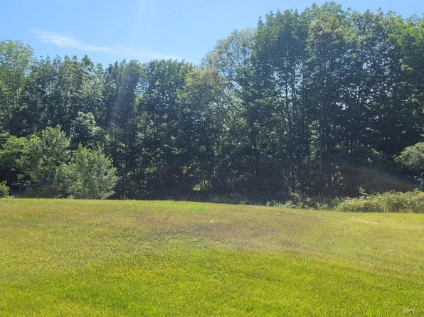 764 Upper Street, Turner, ME 04282
