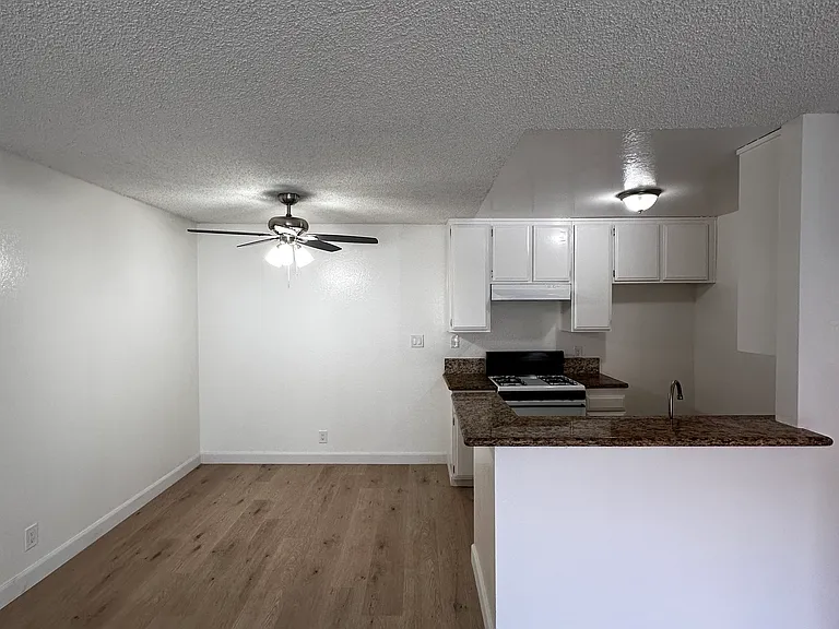 5134 N Glendora Ave #35 — Photo 3