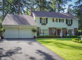 301 Iron Mountain Blvd, Lake Oswego, OR 97034