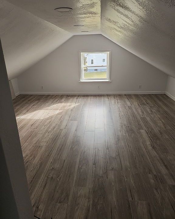Attic Loft BR#1
