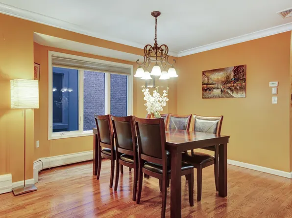 176 Undercliff Avenue image 3 of 22