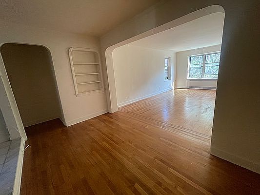 4th image of 68-64 Yellowstone Blvd #27B