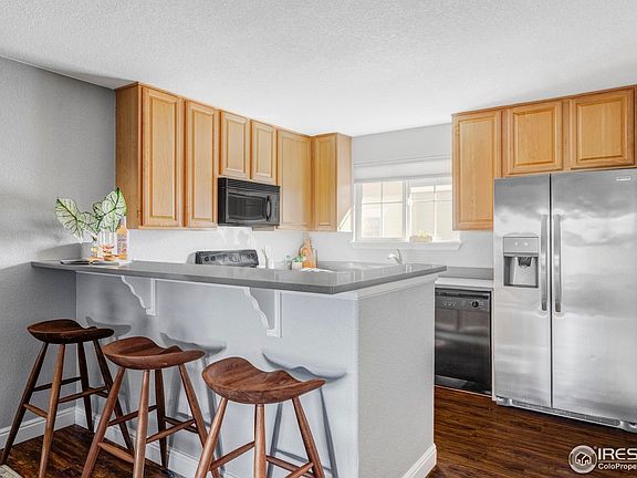 3rd image of 4240 Riley Dr