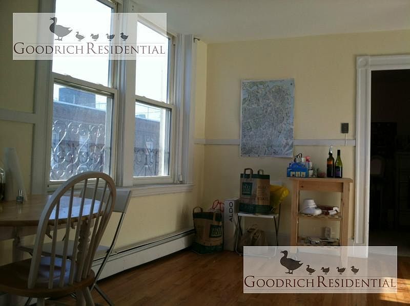 2nd image of 28 Fleet St APT 25G