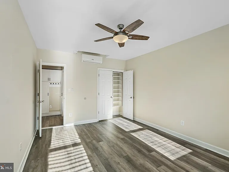 2509 Linden Ave #2 — Photo 15