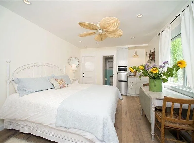 Mother In-Law Suite with Private Full Bathroom