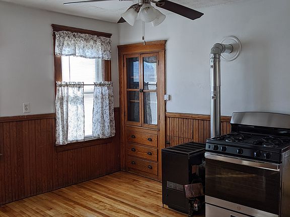 5th image of 72 Fairfax Rd #3
