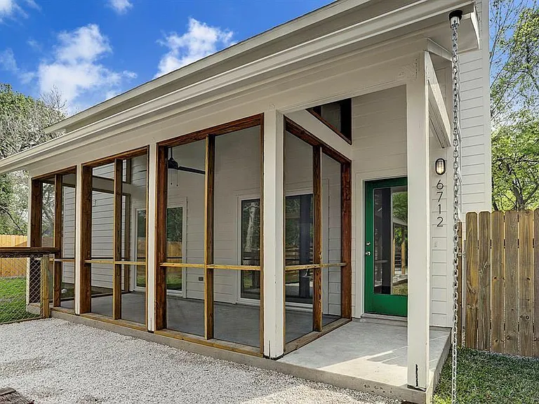 6712 Cohn St — Photo 3