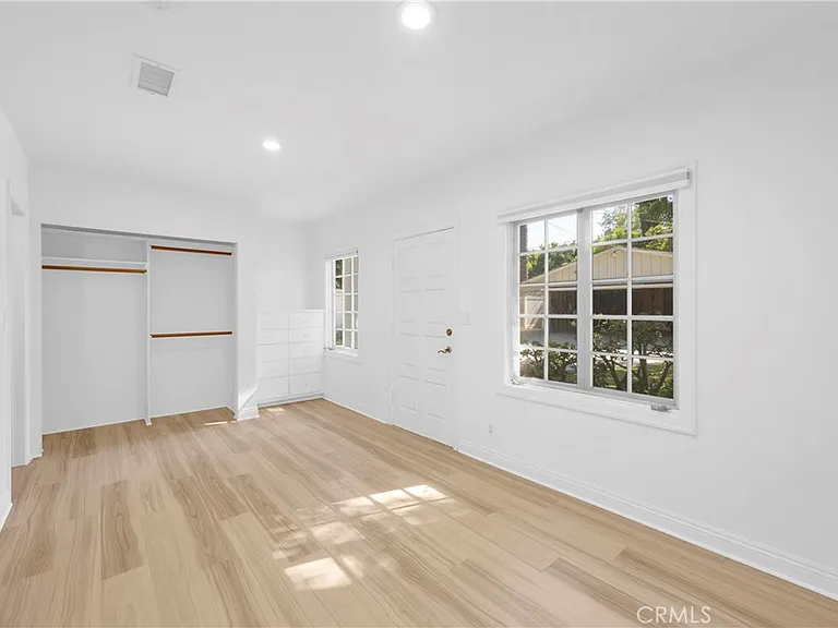 4031 N Virginia Rd — Photo 26