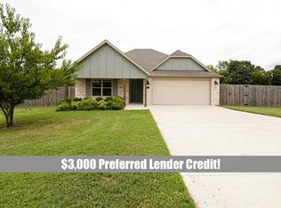 8 McDole Ln, Bella Vista, AR 72715