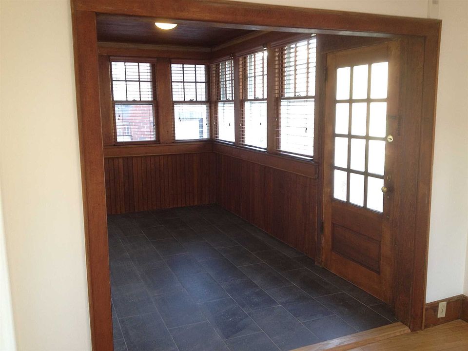 2nd image of 49 E Main St APT 1