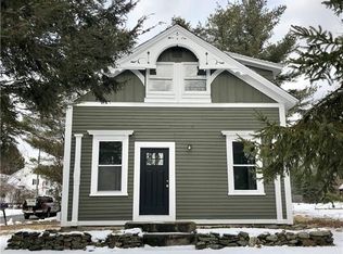 294 Grove St, Putnam, CT 06260