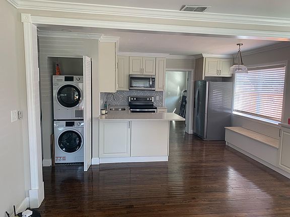 living room to kitchen