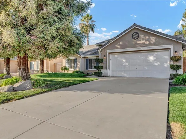 5530 W La Vida Court, Visalia, CA 93277