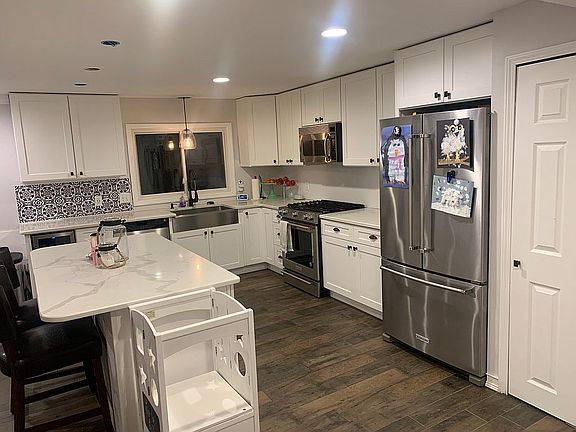 2nd image of 37856 Siesta St