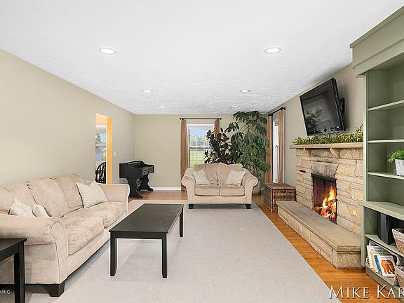 5th image of 6910 Quincy Dr SW