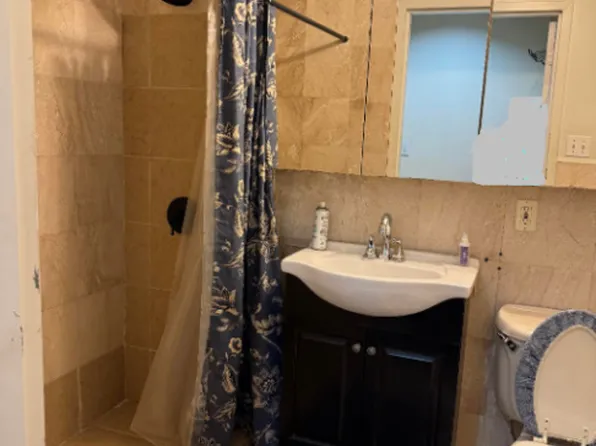 118-82 Metropolitan Avenue image 11 of 35