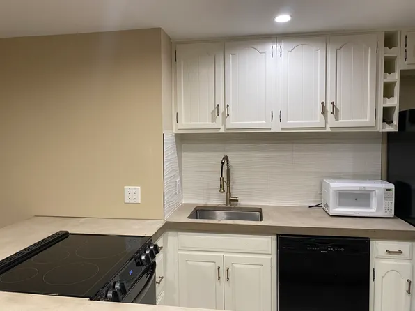 2618 S Jamaica Ct, Aurora, CO 80014