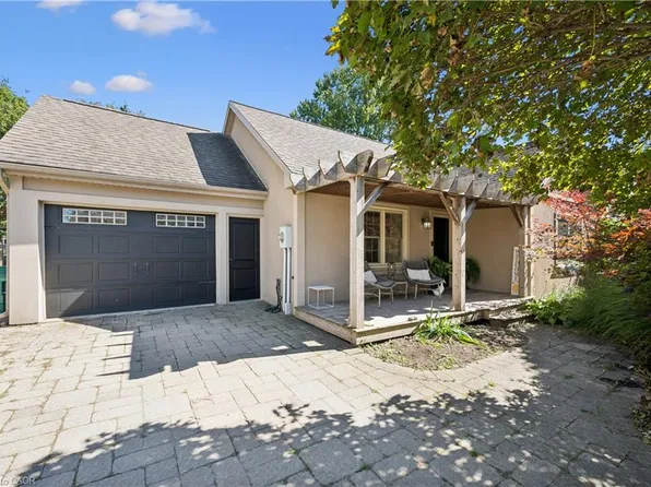 1039 Molesworth St, Wellesley, ON N0B 2T0
