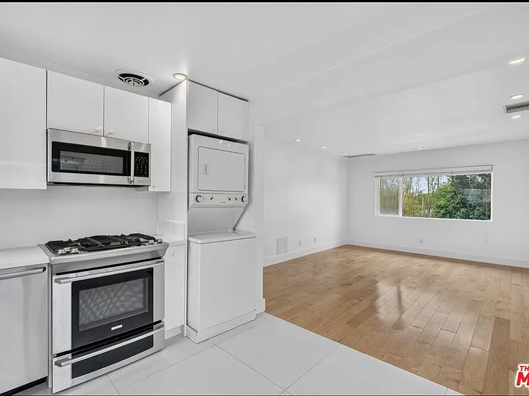 119 Paloma Ave #M — Photo 13