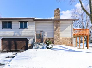 642 143rd St E, Burnsville, MN 55337
