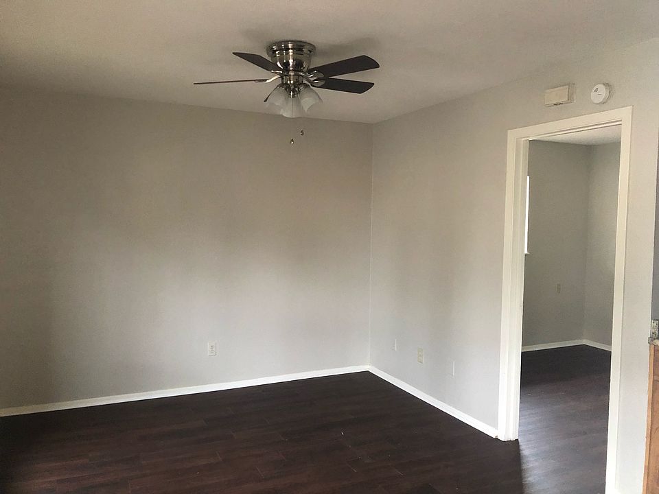 1st image of 905 Cedar St APT D