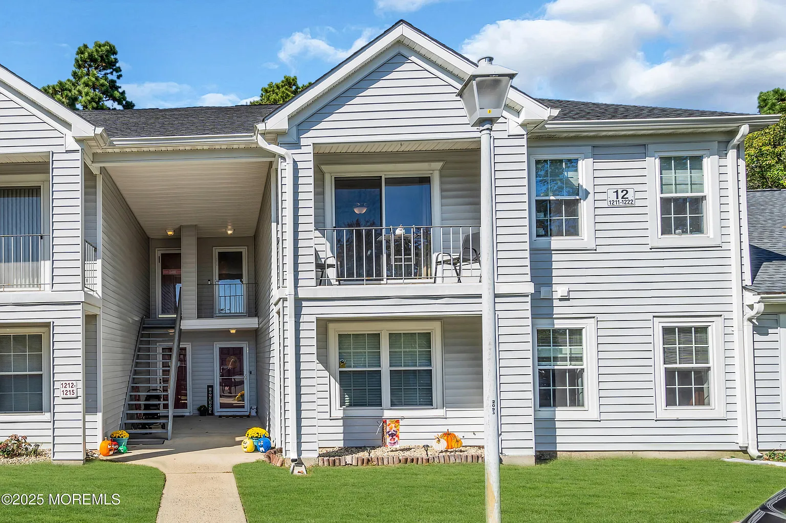 1214 Waters Edge Drive photo 1