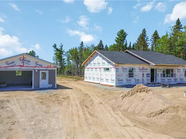 31 Sandlewood Ln, Douglas, NB E3G 0E7
