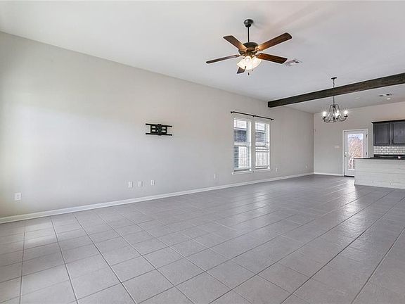 3rd image of 42542 Baystone Ave