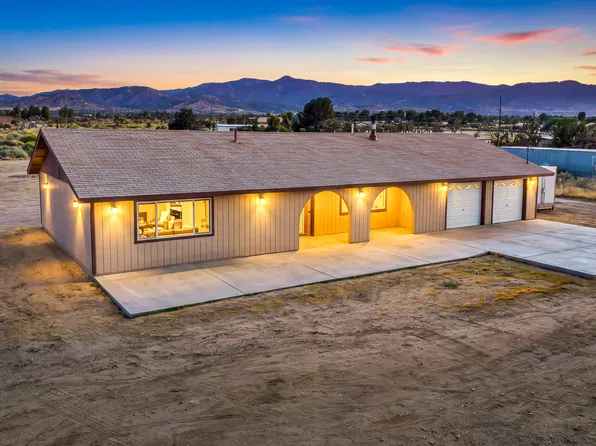 5023 Smoketree Rd, Phelan, CA 92371
