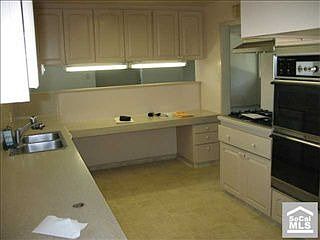 2nd image of 10254 Parkinson Ave