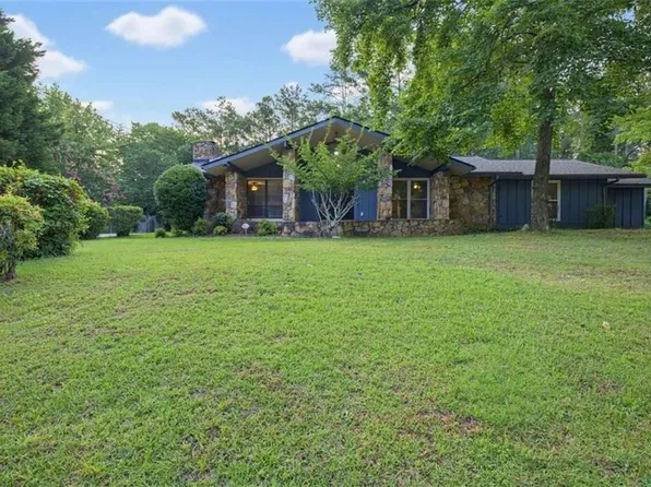 2544 Highland Dr SE, Conyers, GA 30013