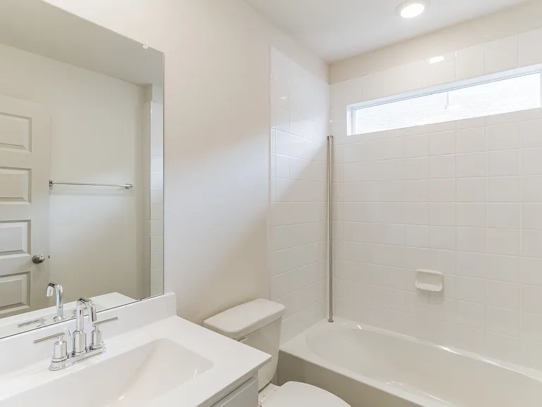209 Elm Creek Dr #1 — Photo 25