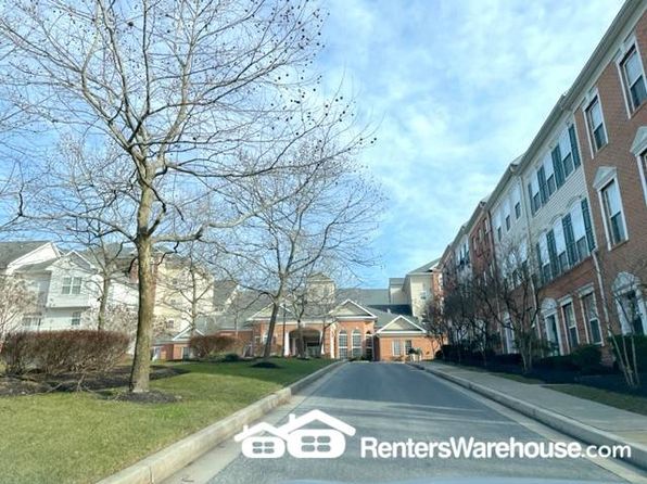 400 Symphony Cir UNIT 440E