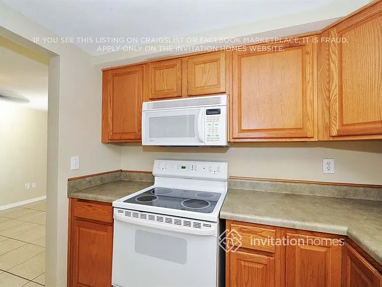 3910 Glissade Dr — Photo 6