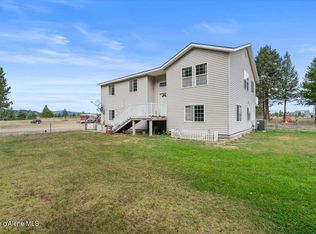 811 E Seasons Rd, Athol, ID 83801