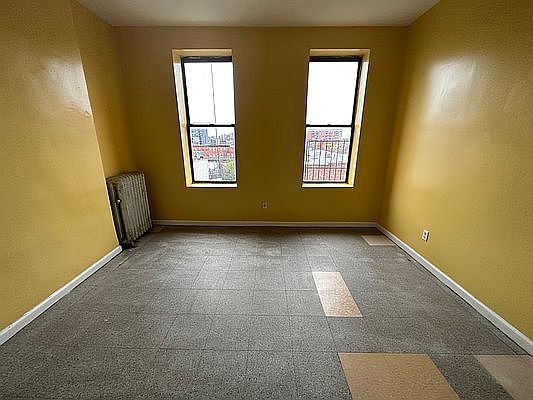 2nd image of 1526 Pacific St APT 8
