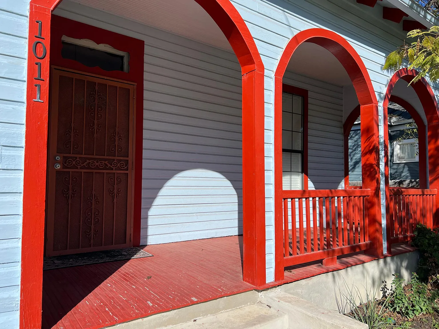 3 bed, 1400 sqft, $1,850 — Photo 2
