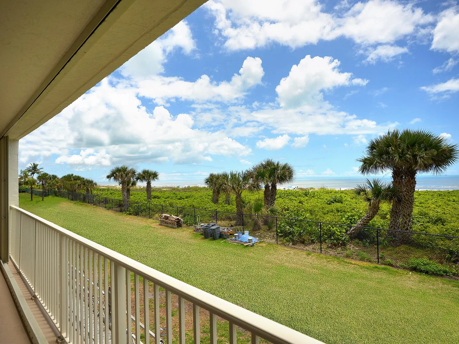 2 bed, 1317 sqft, $3,600 — Photo 2
