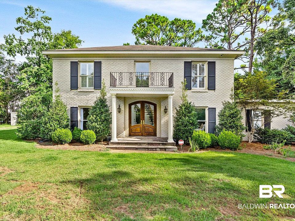1st image of 11 Drury Ln